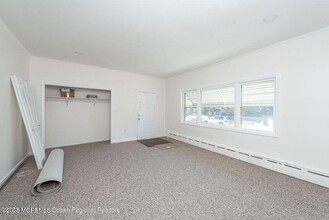 114 Chestnut Ave in Atlantic Highlands, NJ - Foto de edificio - Building Photo
