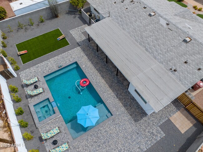 2546 N 69th Pl in Scottsdale, AZ - Building Photo - Building Photo