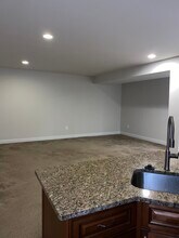 11479 Pineleaf Ct in Fairfax, VA - Building Photo - Building Photo