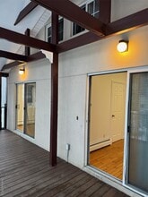 47-25 208th St in Queens, NY - Building Photo - Building Photo