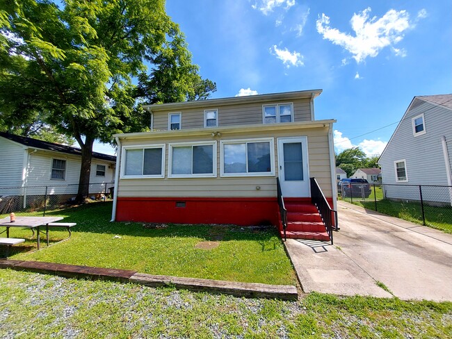 1841 Kentucky Ave, Unit 1841KentuckyAve in Winston-Salem, NC - Building Photo - Building Photo