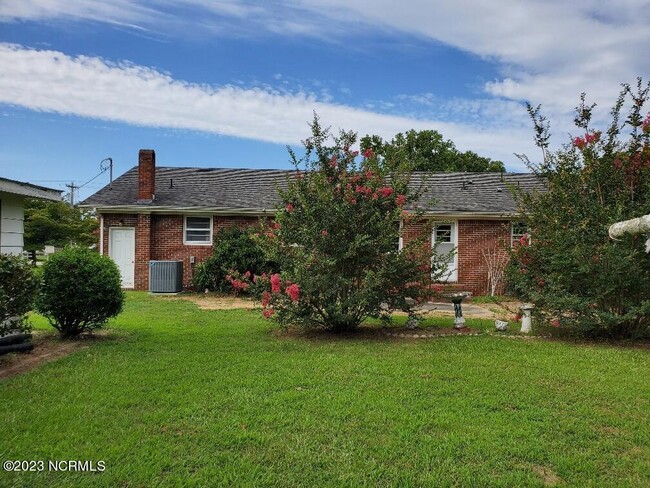 963 Wellfield Rd in Elizabeth City, NC - Building Photo - Building Photo