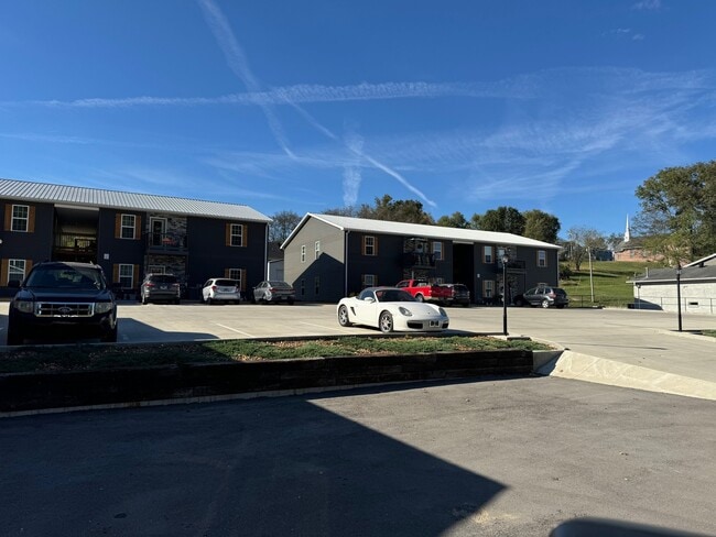 138 S Main St, Unit 8