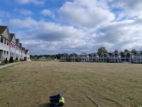 71 Honey Crisp Ln in Pike Road, AL - Building Photo - Building Photo