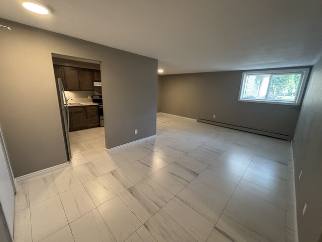 property at 50 Queenston Dr