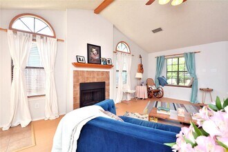 3013 Cottonweed Trail in Cedar Park, TX - Foto de edificio - Building Photo