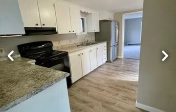 73 Chambers Ave, Unit 1 in South Portland, ME - Building Photo - Building Photo