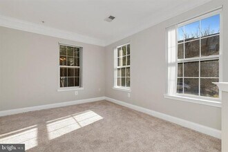 23411 Rainbow Arch Dr in Clarksburg, MD - Building Photo - Building Photo