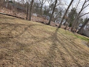 3 Colonial Ave, Unit 2 in Thompson, CT - Building Photo - Building Photo