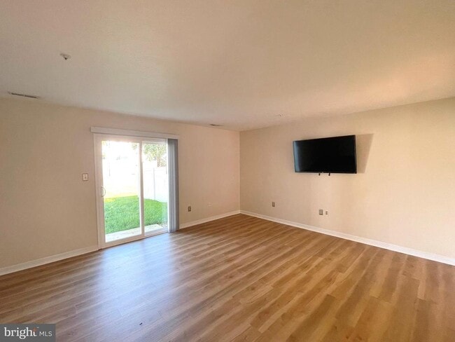 property at 45288 Rumsford Ln
