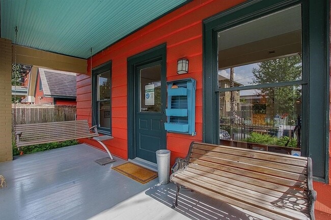 property at 108 W 10th 1/2 St