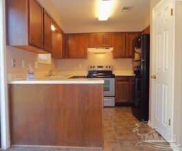 4650 Petra Cir in Pensacola, FL - Building Photo - Building Photo