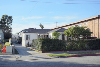 1001 S Myrtle Ave in Inglewood, CA - Building Photo - Primary Photo