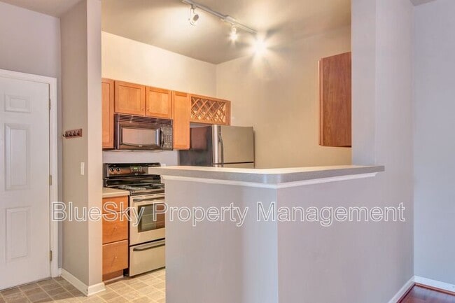 745 Walker Square in Charlottesville, VA - Building Photo - Building Photo
