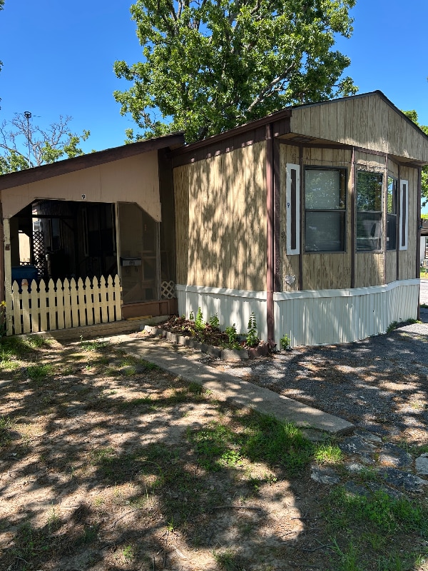 property at 3305 S Indiana Ave