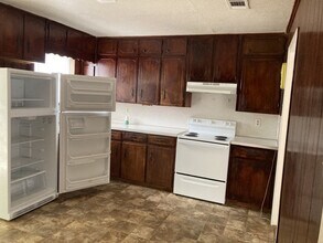 908 Jefferis Ave in Killeen, TX - Building Photo - Building Photo