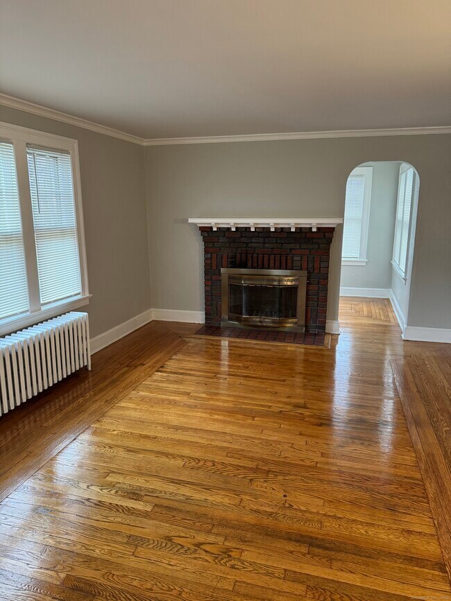 114 Kneeland Rd in New Haven, CT - Building Photo - Building Photo