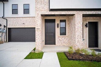 4424 Fatima Dr in Irving, TX - Building Photo - Building Photo