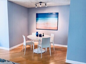 2200 NE 33rd Ave in Fort Lauderdale, FL - Building Photo - Building Photo