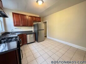 35 Allston St in Boston, MA - Building Photo