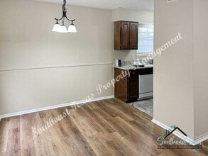 2901 Helena Ave in Nederland, TX - Building Photo - Building Photo