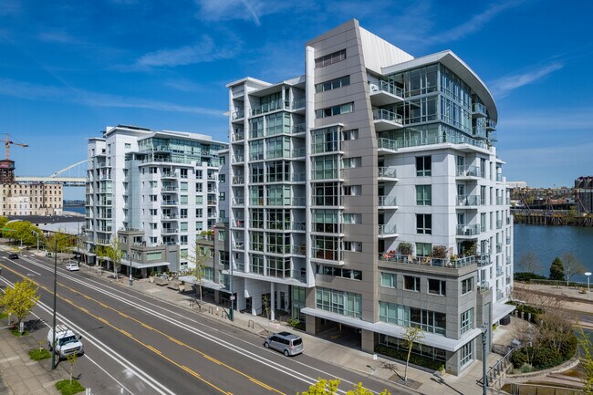 Waterfront Pearl in Portland, OR - Building Photo - Building Photo