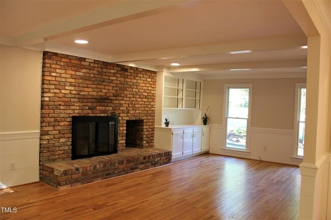 6321 Gainsborough Dr, Unit 617 in Raleigh, NC - Building Photo - Building Photo