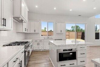 6739 Micherra Cir in Granite Bay, CA - Building Photo - Building Photo