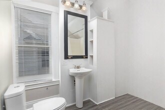 529 McCourtie St, Unit Apt# 2 in Kalamazoo, MI - Building Photo - Building Photo