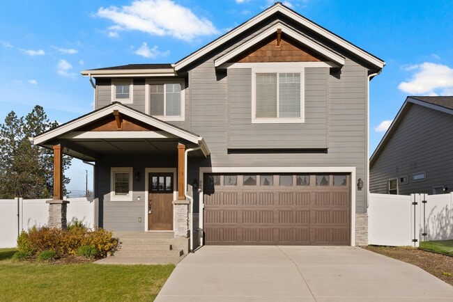 property at 6433 N Idlewood