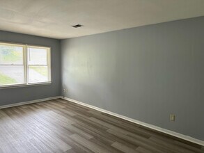 1969 Cambridge Dr-Unit -1 in Lexington, KY - Building Photo - Building Photo