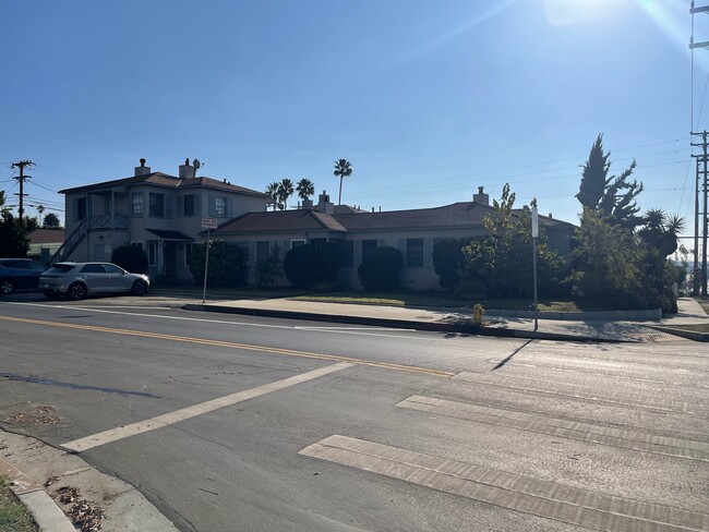 3600 S Centinela Ave, Unit 3602 in Los Angeles, CA - Foto de edificio - Building Photo