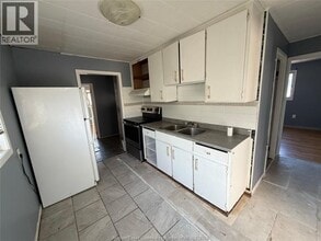 493 Josephine Ave in Windsor, ON - Building Photo - Building Photo