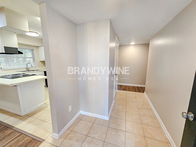 318 Terrace Dr in Brandon, FL - Building Photo - Building Photo