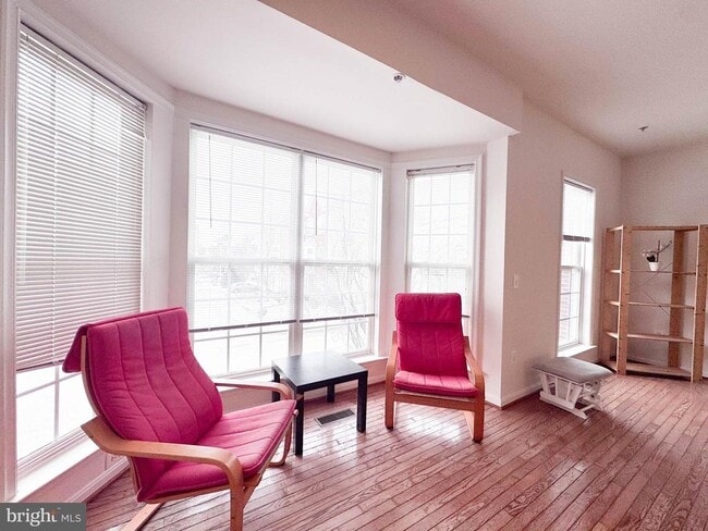 1682 White Oak Vista Dr in Silver Spring, MD - Building Photo - Building Photo