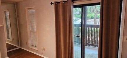 207 Cumberland Ct SE in Smyrna, GA - Building Photo - Building Photo