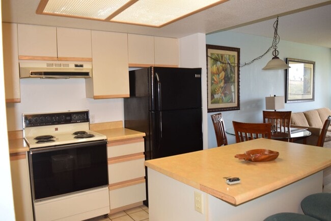 2575 S Kihei Rd in Kihei, HI - Building Photo - Building Photo