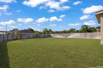 7043 Diamond Vly in San Antonio, TX - Building Photo - Building Photo