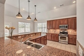 27 Planchard Ct in The Woodlands, TX - Building Photo - Building Photo