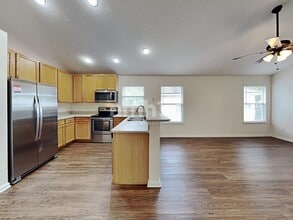 1040 Moosehead Dr in Orange Park, FL - Foto de edificio - Building Photo