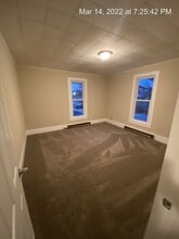617 E Washington St in Knoxville, IA - Building Photo - Building Photo
