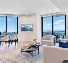 398 NE 5th St in Miami, FL - Building Photo