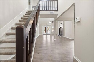 1329 Thamesford Dr in Virginia Beach, VA - Building Photo - Building Photo