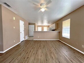 1023 Fannin St in Denton, TX - Building Photo - Building Photo