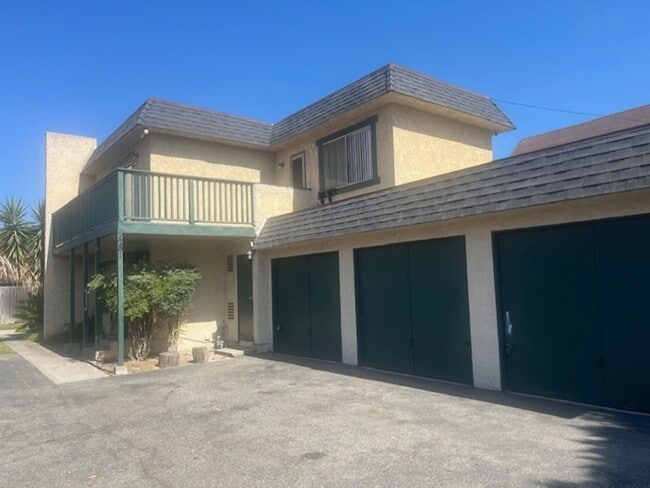 property at 481 N Cypress St