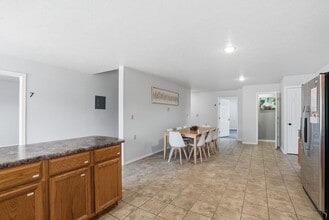 9525-9529 E Mission Ave in Spokane, WA - Building Photo - Building Photo