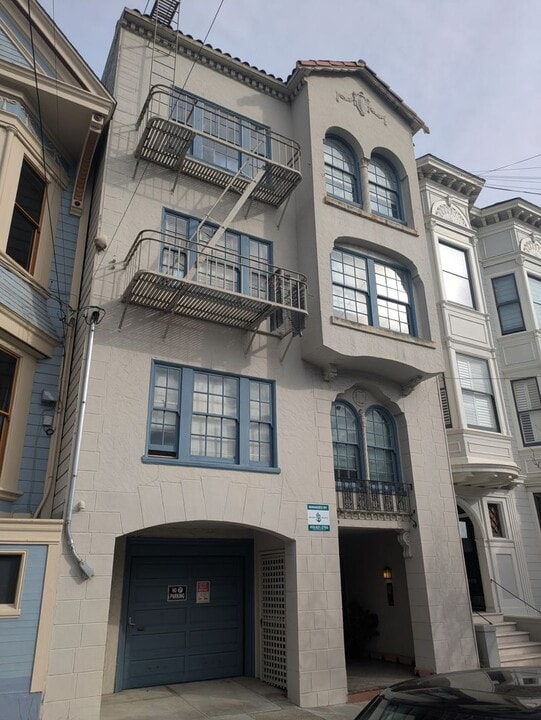 126 2nd Ave in San Francisco, CA - Building Photo