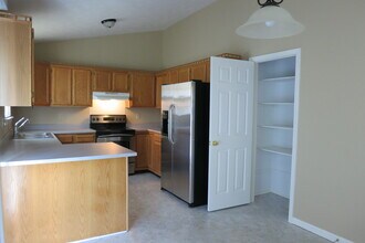 399 Bear Story Blvd in Greenfield, IN - Building Photo - Building Photo