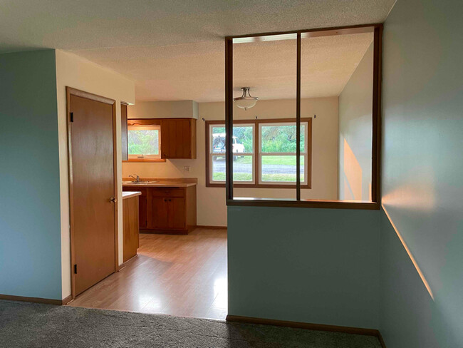 2206 Springvale Ct in Duluth, MN - Building Photo - Building Photo