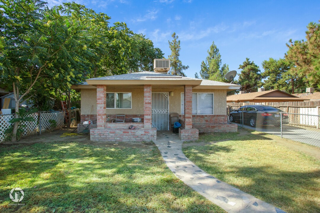 331 Beardsley Ave in Bakersfield, CA - Building Photo